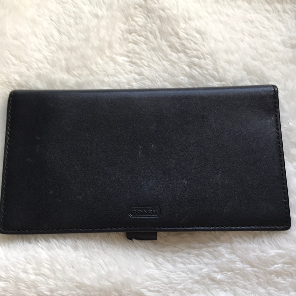 Black coach checkbox cover